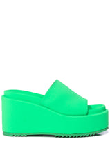 AZALEA WANG AQUARIA FLATFORM SANDAL IN GREEN