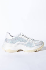 AZALEA WANG DIAMOND EYES FLAT SNEAKER IN WHITE