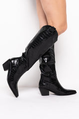 AZALEA WANG DOWN UNDER CHUNKY BOOT IN BLACK