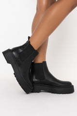 AZALEA WANG EVERYONE KNOWS THE RULES FLATFORM BOOTIE IN BLACK