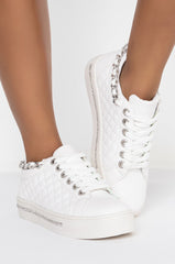 AZALEA WANG FREAK LIKE ME FLAT SNEAKER IN WHITE
