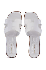 AZALEA WANG HOWDY WHITE FLAT SANDAL