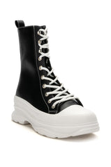 AZALEA WANG SOUTH FLATFORM SNEAKER IN BLACK MULTI