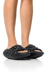 EGOMAR QUILTED DESIGN SLIP ON SANDAL IN BLACK