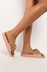 MAKE IT EASY FLAT SANDAL IN PINK