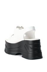 MONSTER JAM FLATFORM SANDAL IN WHITE