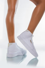 PUMA CALI STAR MID SNEAKER