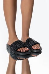 TWISTED LOVE FLAT SANDAL IN BLACK