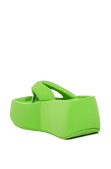 VERONICA BASIC FLATFORM FLIP FLOP SANDAL IN LIME