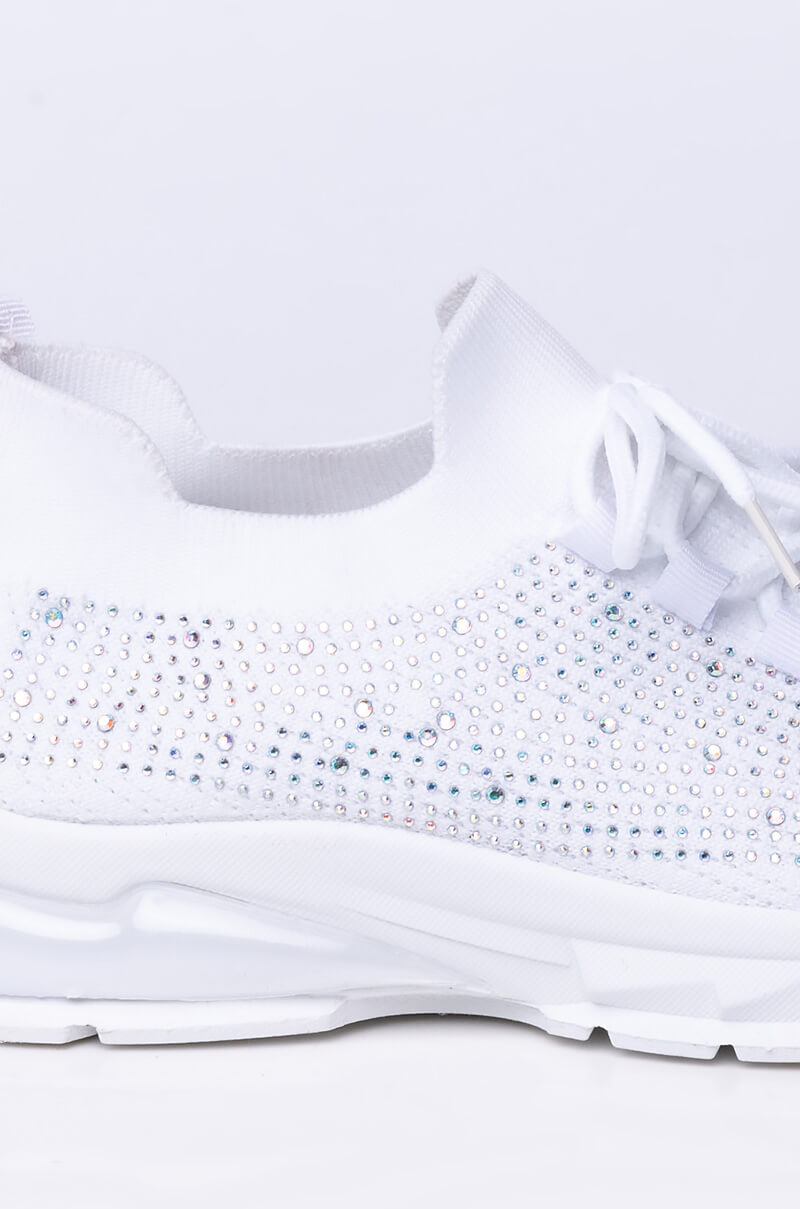 AZALEA WANG DON'T STOP NOW FLATFORM SNEAKER IN WHITE