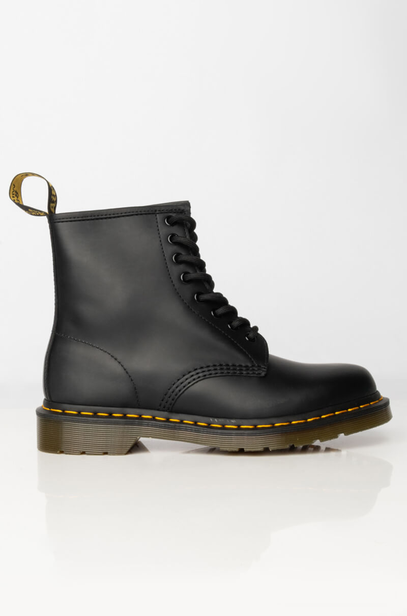 DR MARTEN 1490 SMOOTH BOOT