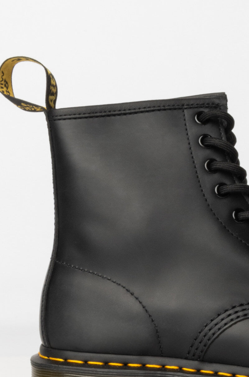 DR MARTEN 1490 SMOOTH BOOT