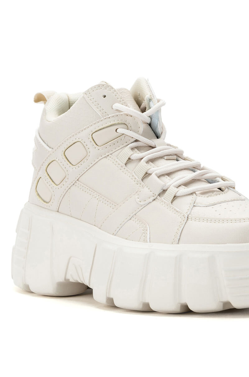 EVELYN BEIGE SNEAKER