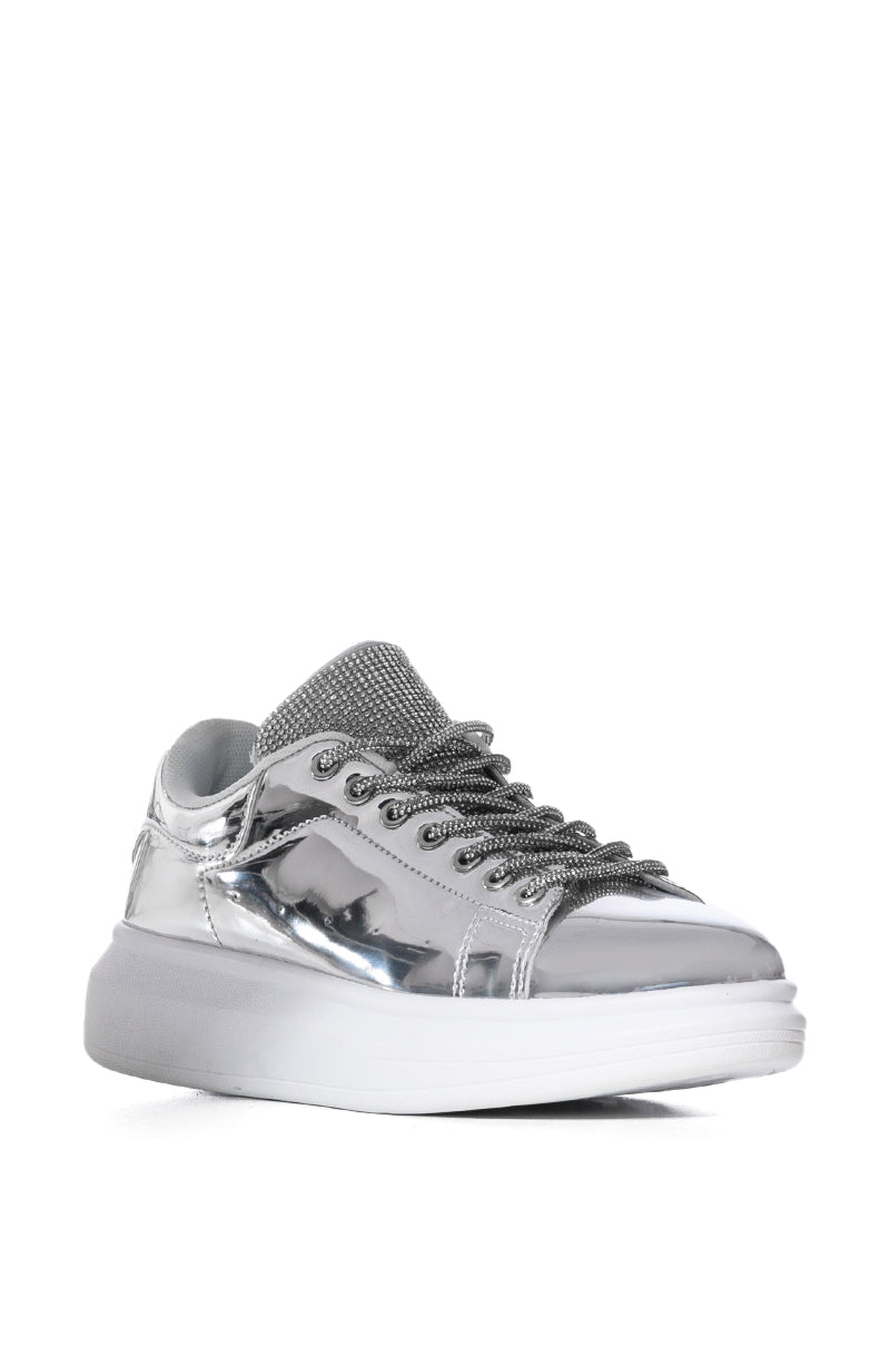 GLEAM TEAM METALLIC SNEAKER IN SILVER