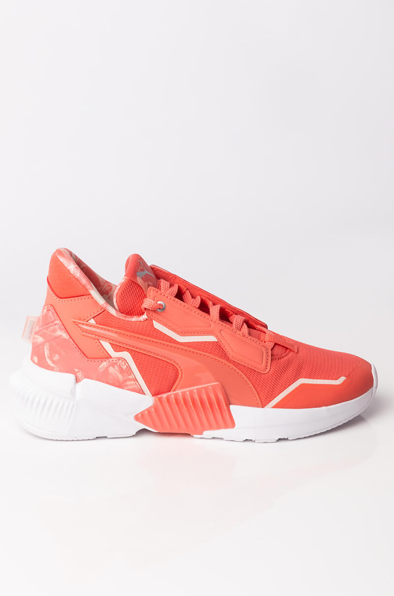 PUMA PROVOKE XT UNTAMED FLORAL SNEAKER